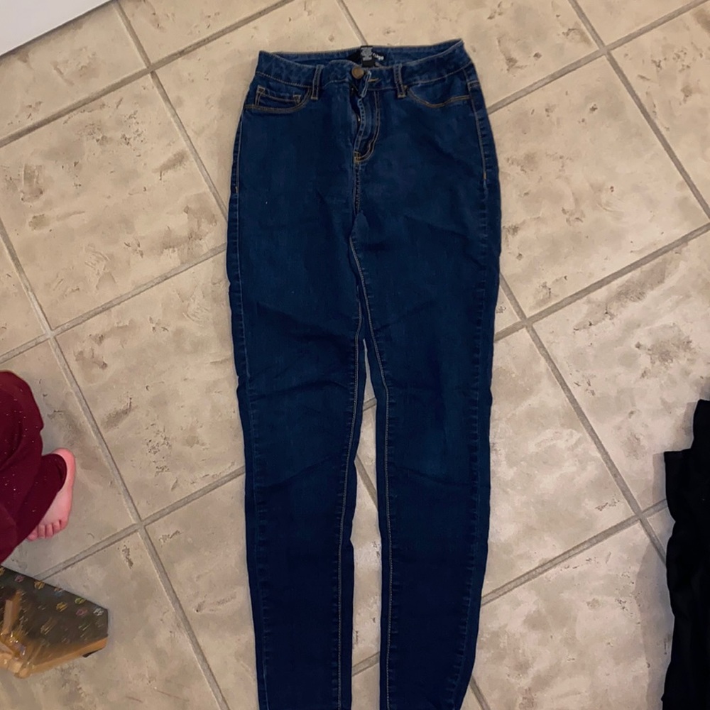 High waisted stretch darkwash skinny jeans